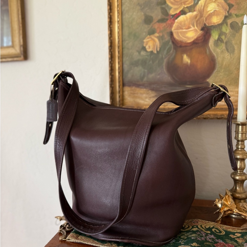 S O L D !!  Vintage Coach Dark Brown Leather Messenger Bag - Picture 4 of 8